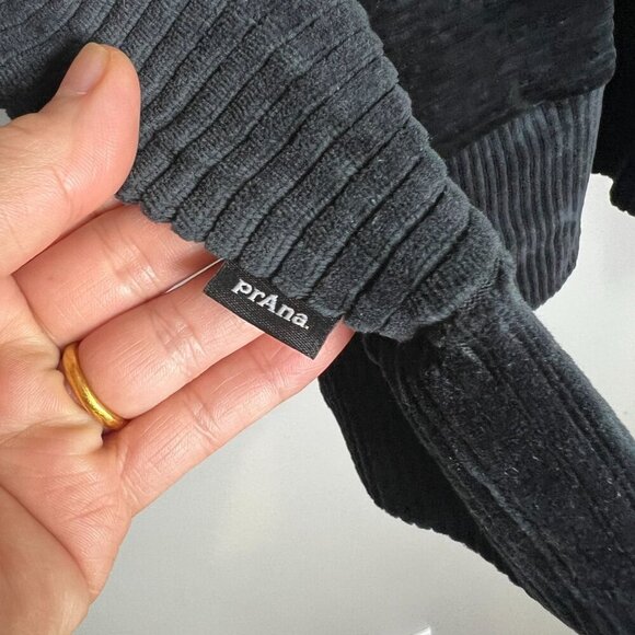 prAna Womens Escambia Pull Over Knit Top Sweater MEDIUM in Black Velour - Picture 5 of 10